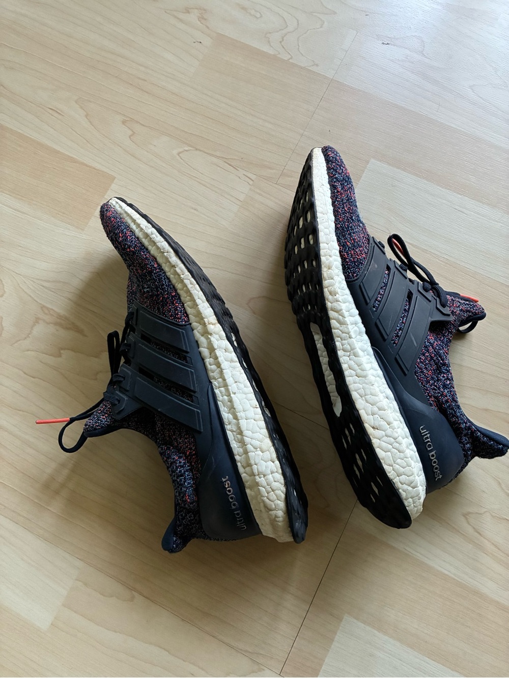 adidas UltraBoost 4.0 Boost navy blue Primeknit Low Top Lace Up Men's sz12 - Picture 3 of 9